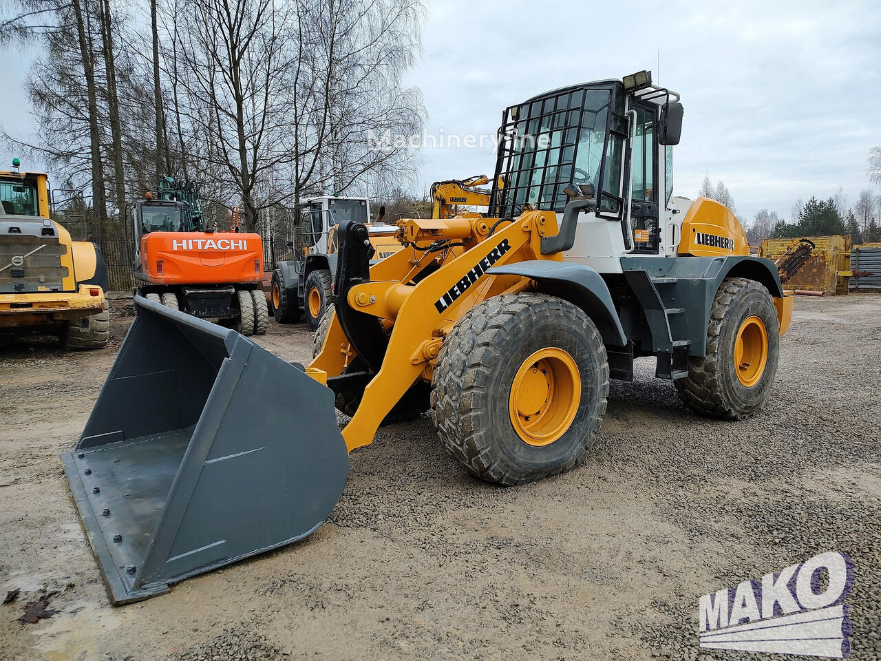 wheel loader Liebherr L 534