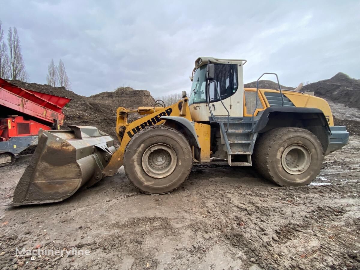 Liebherr L 576/2PLUS2 wheel loader