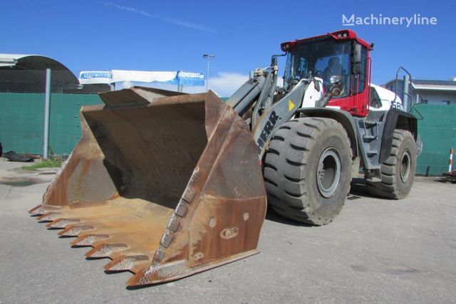 Liebherr L 580  wheel loader