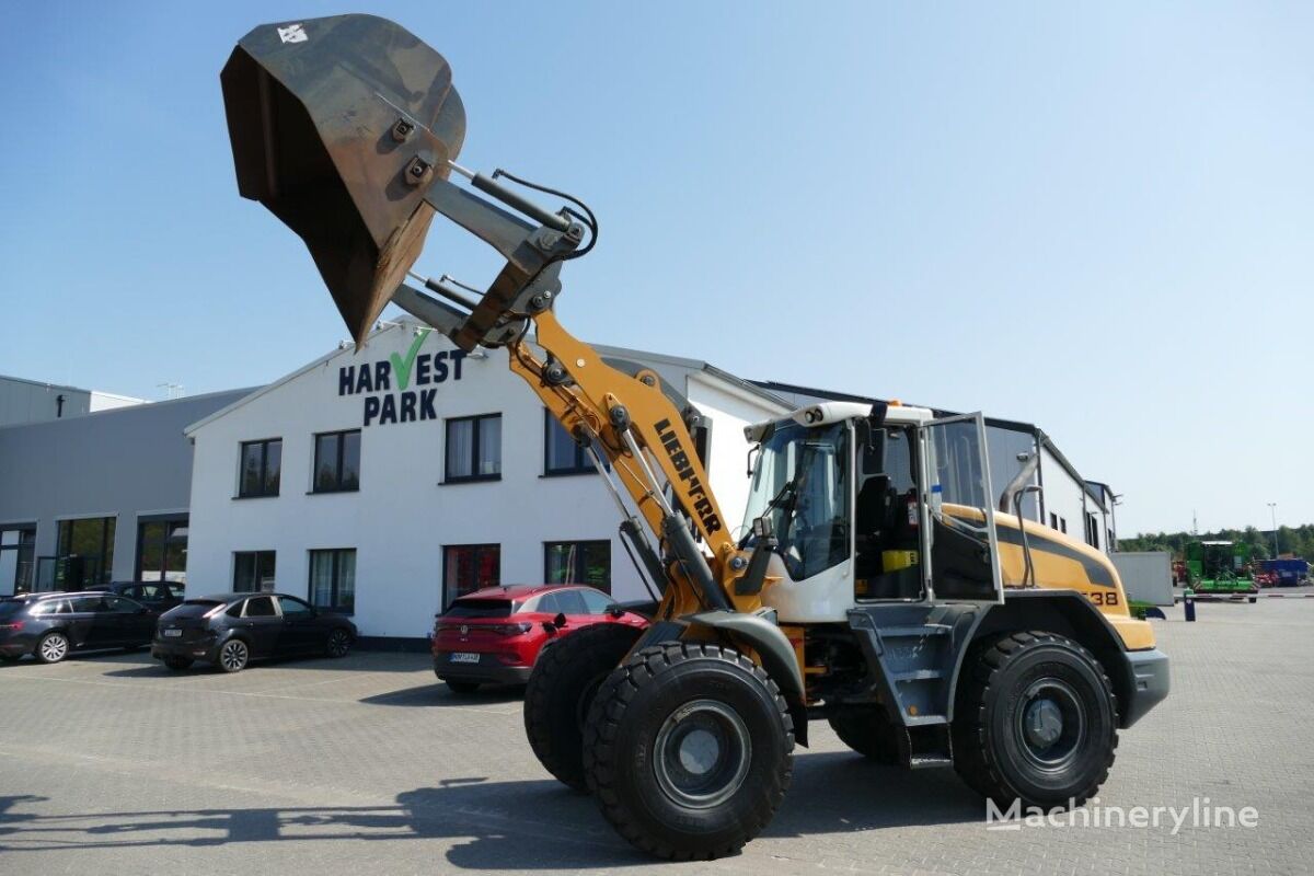 Liebherr L538 wheel loader