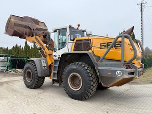 Liebherr L566 wheel loader