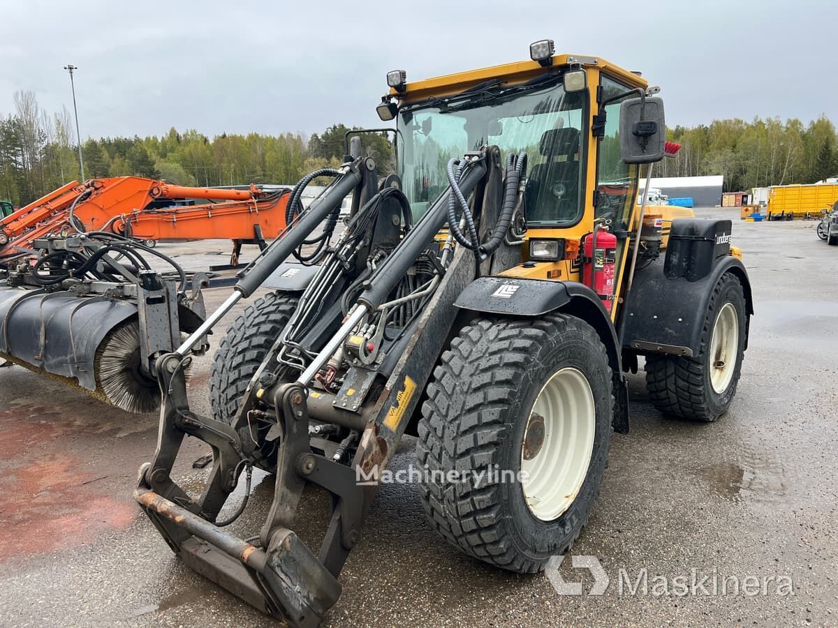 Chargeuse sur pneus Lundberg 6240 / 345L à vendre | Machineryline CM Chargeuse sur pneus Lundberg 6240 / 345L - Machineryline