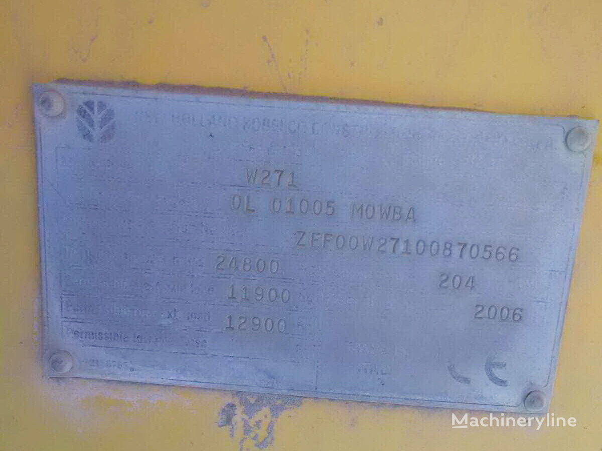 máy xúc lật New Holland W270