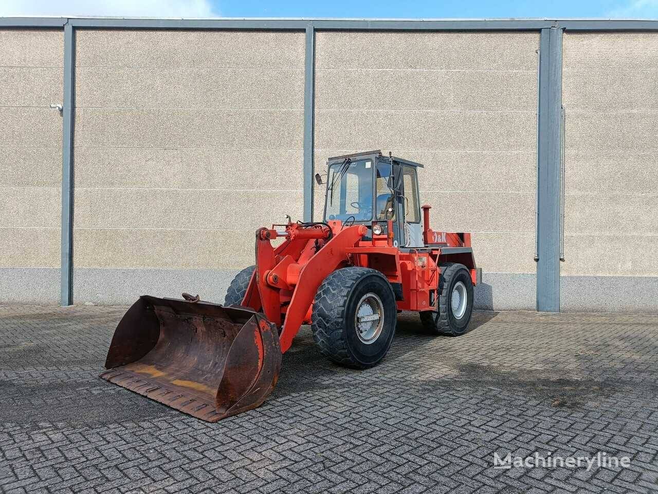 O&K F1310 wheel loader