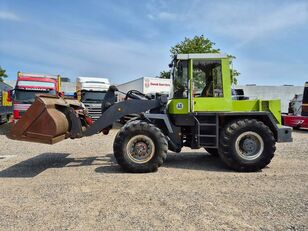 chargeuse sur pneus O&K L15 With bucket and quickshift