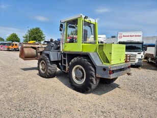 chargeuse sur pneus O&K L15 With bucket and quickshift