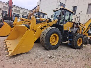 carregadeira de rodas SDLG 956L