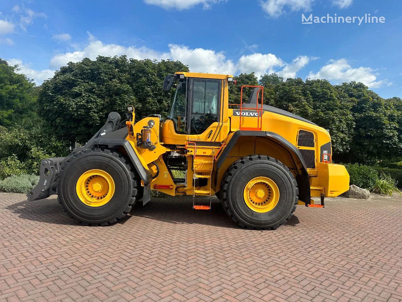 new Volvo 180 H wheel loader