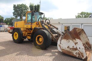 جرافة ذات عجلات Volvo L 120 B