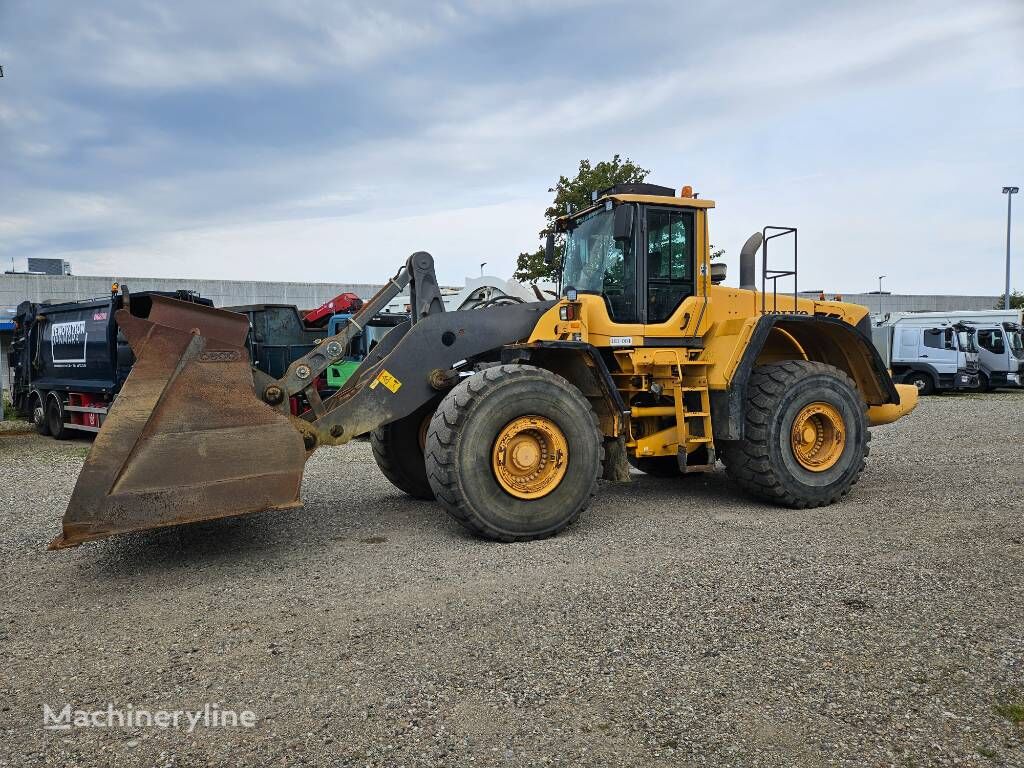 Volvo L 220 F *New transmission* wiellader