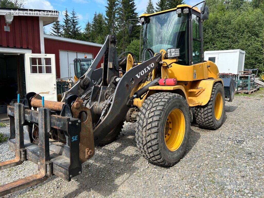 máy xúc lật Volvo L 35 B