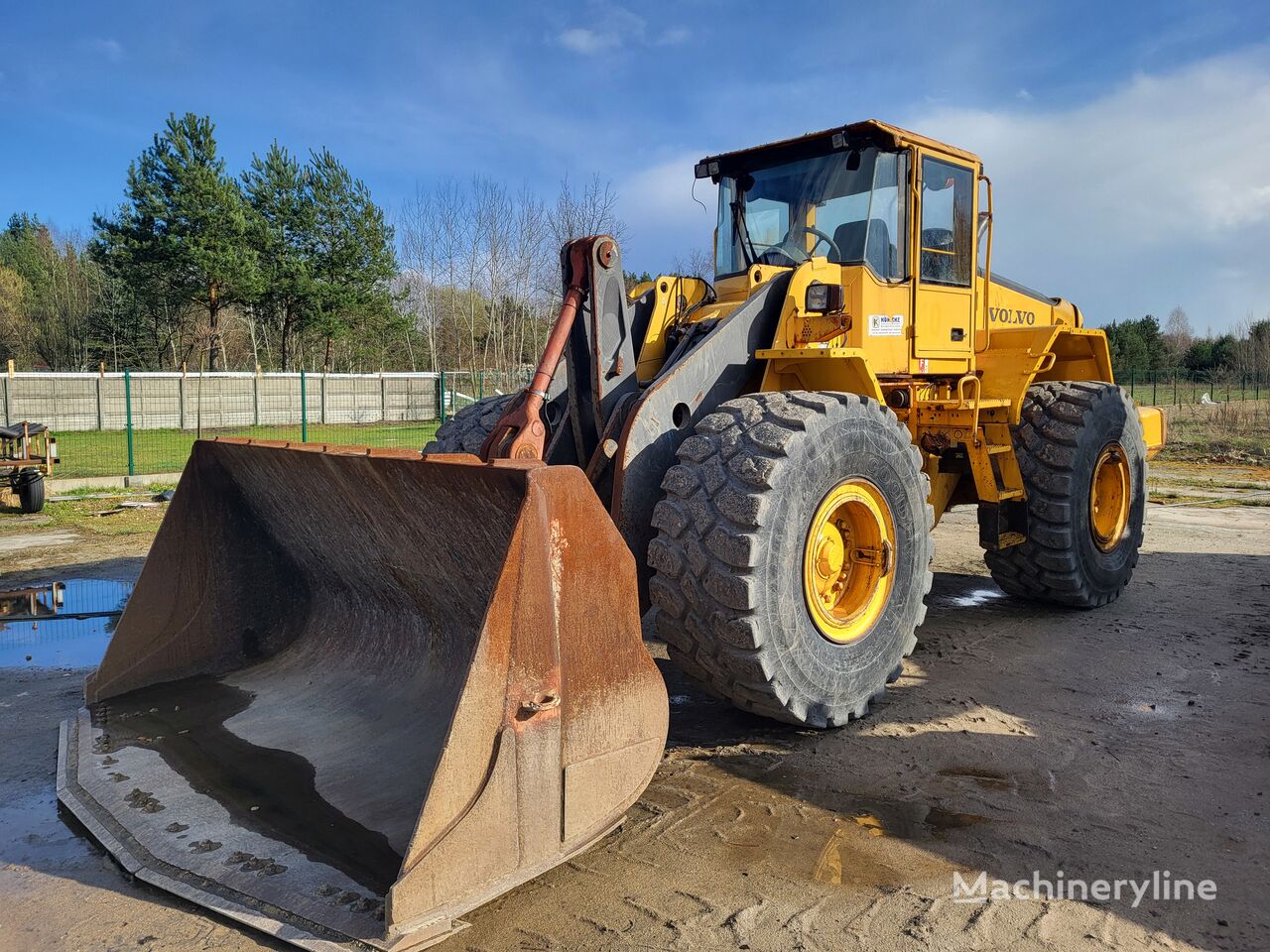 Volvo L110E wheel loader