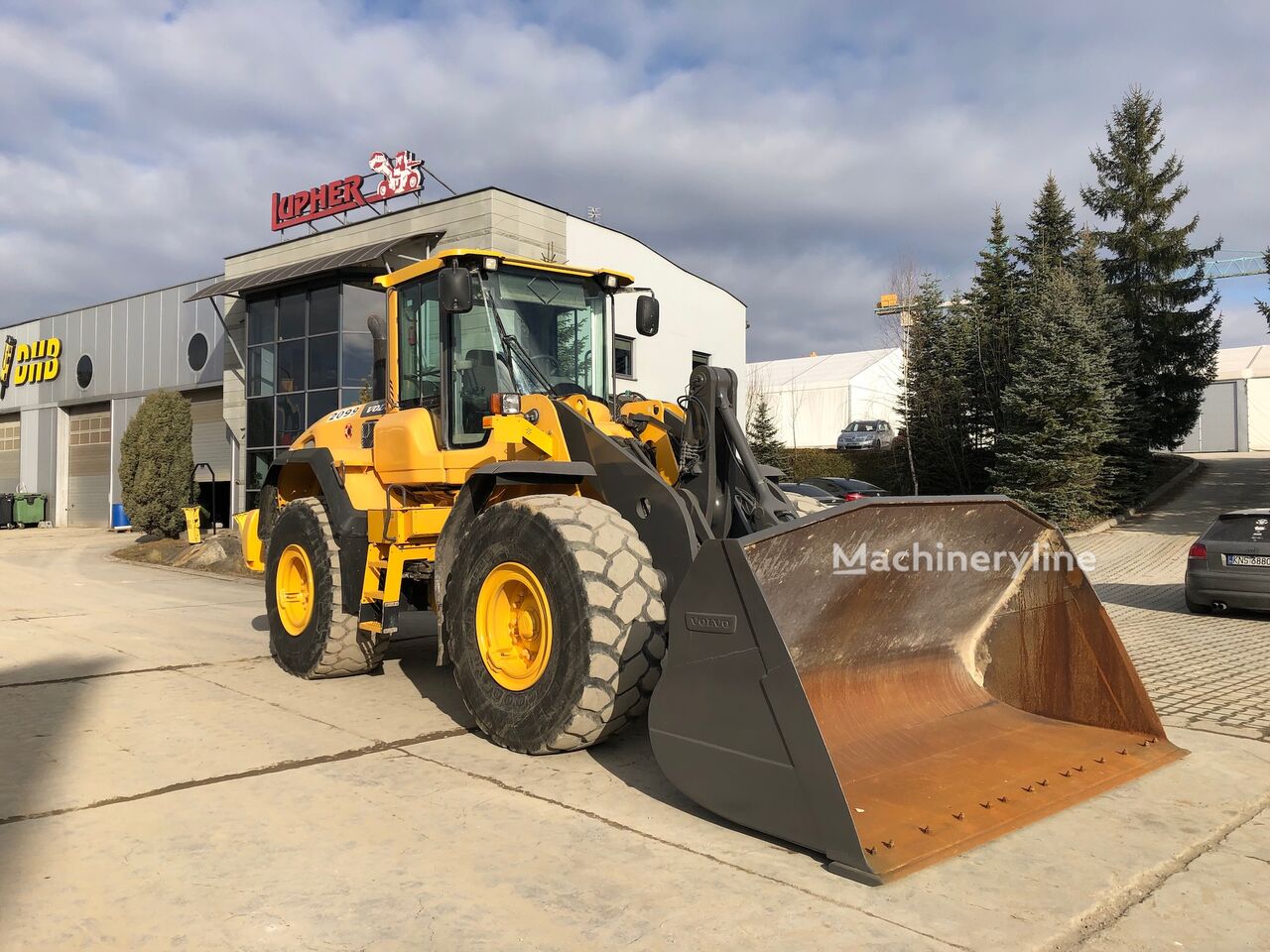 Volvo L110G wheel loader