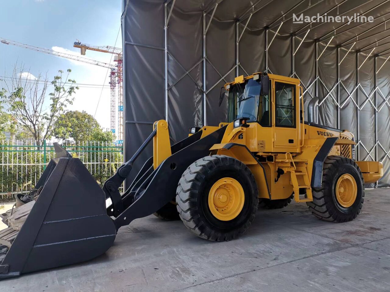 Volvo L120E wheel loader