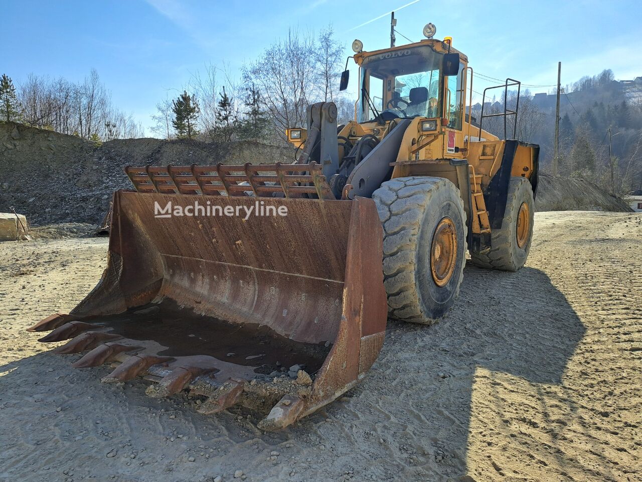 Volvo L180D wheel loader