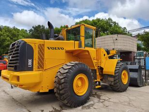 chargeuse sur pneus Volvo L180E