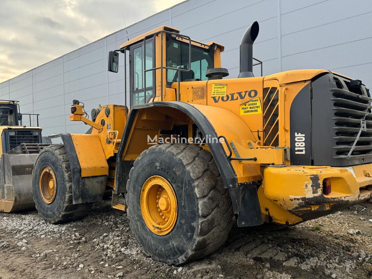 Volvo L180F Radlader