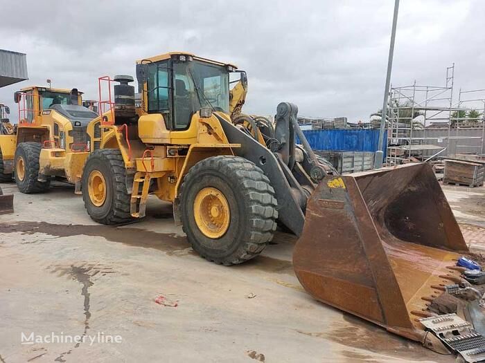 chargeuse sur pneus Volvo L180H