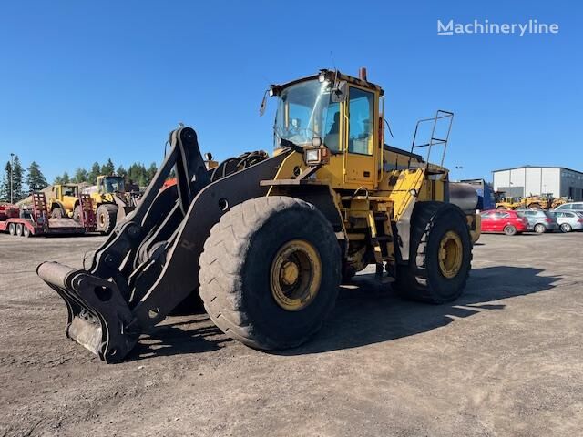 لودر Volvo L220D