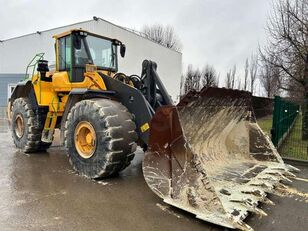 chargeuse sur pneus Volvo L220H