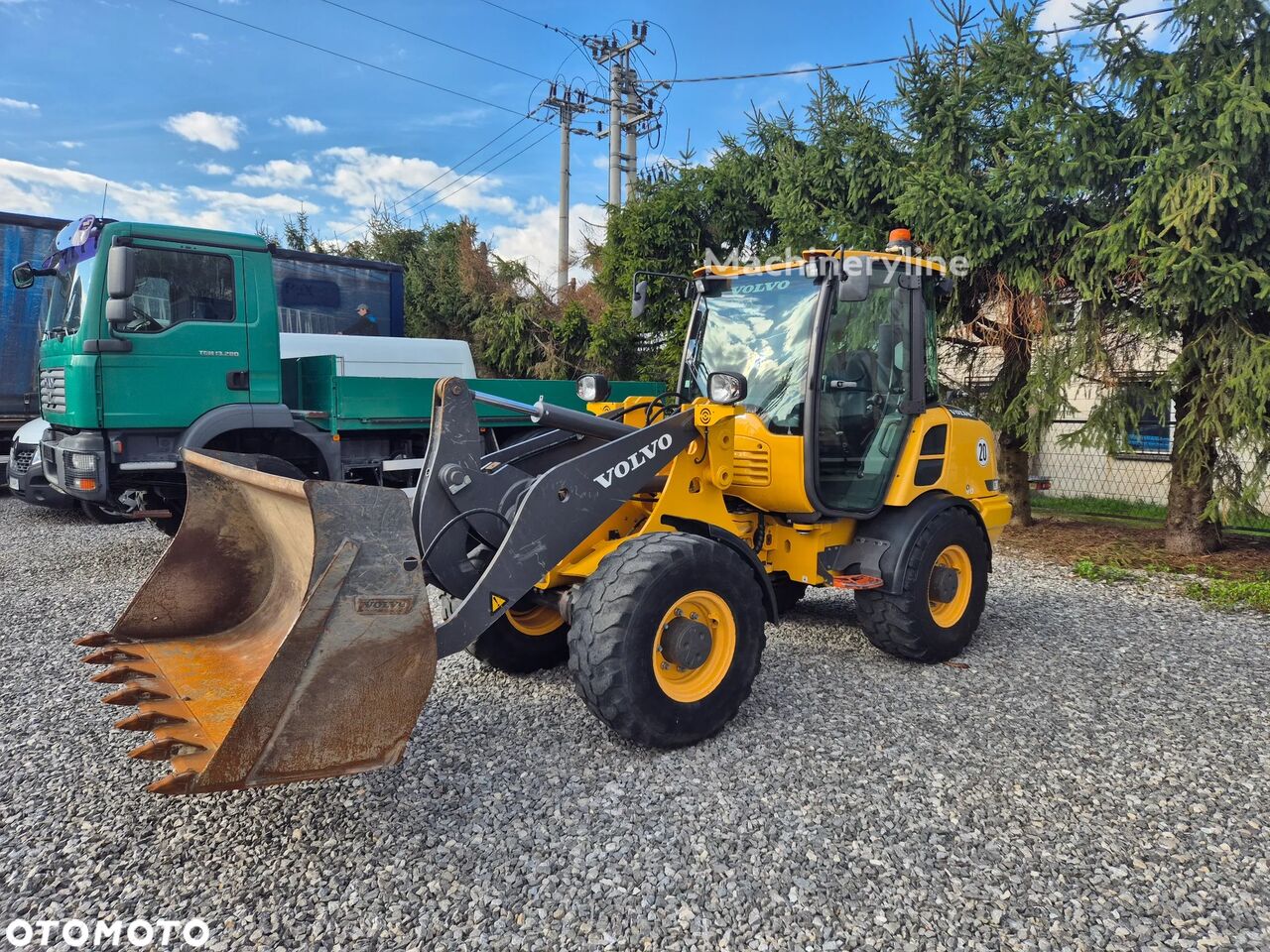 Volvo L28F wiellader te koop | Machineryline BE Volvo L28F wiellader - Machineryline