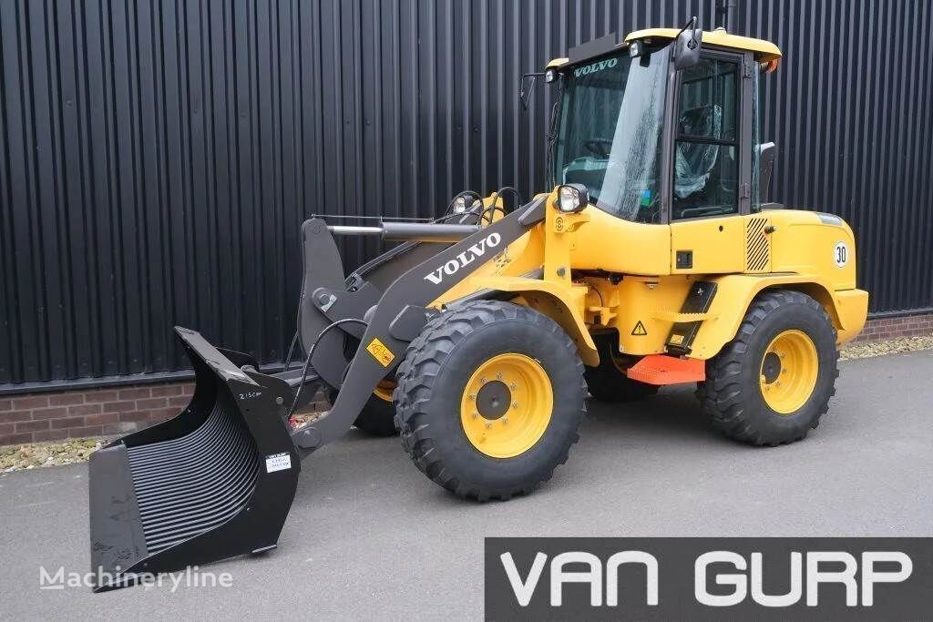 Volvo L30GS | 2023 | 2h cargadora de ruedas nueva