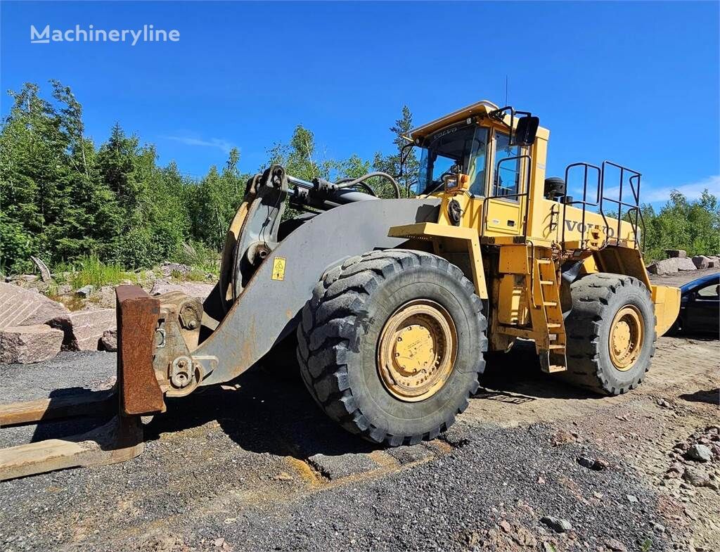 chargeuse sur pneus Volvo L330E, rasvari