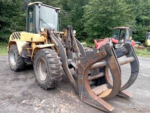 Volvo L45 kleště na dřevo cargadora de ruedas