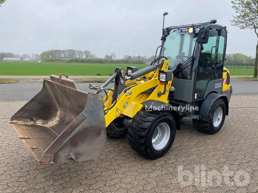 Máy xúc lật Wacker Neuson WL28 - Machineryline