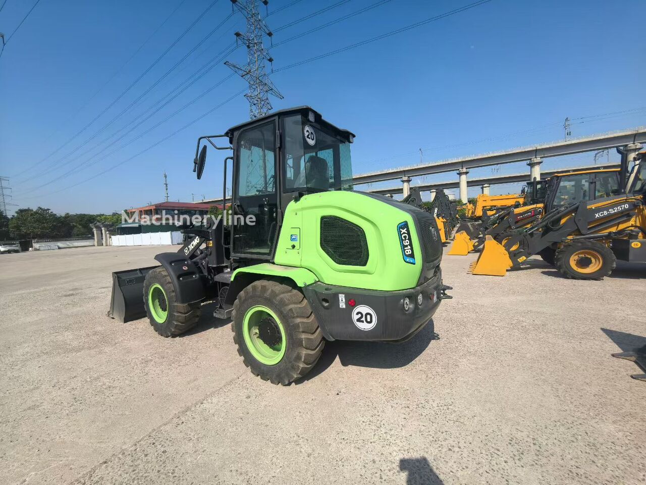جديد جرافة ذات عجلات XCMG XC918 - Machineryline