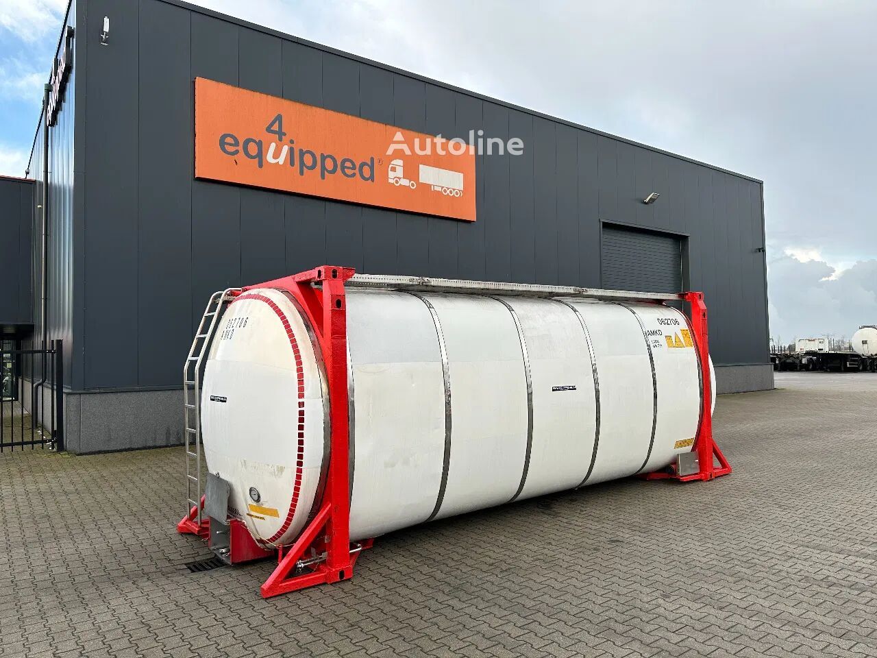 Contentor-cisterna 20 pés Van Hool 20FT SWAP BODY / 30.800L / AMKD / L4BN / UN PORTABLE T11 / 2.5Y/ - Autoline