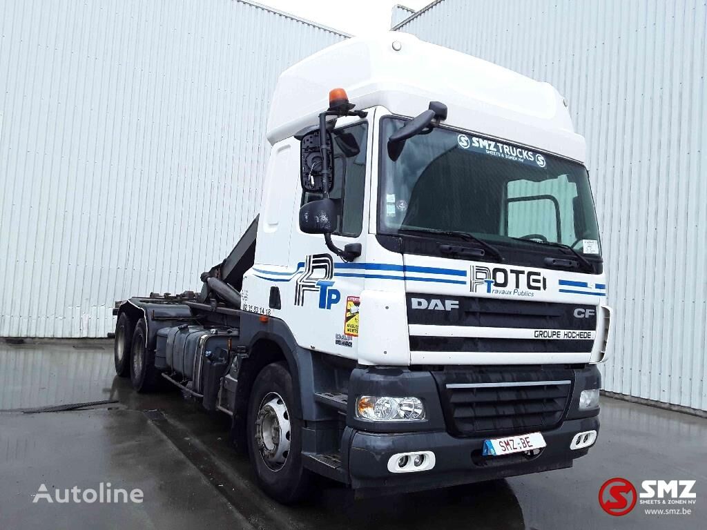 camion portacontainer DAF 85 CF 460