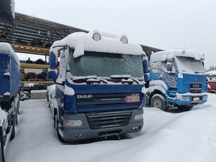 camion porte-conteneur DAF CF