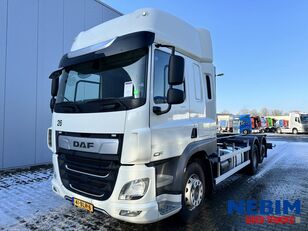 camion porte-conteneur DAF CF370 6x2 ADR/VLG - 20" Twist locks