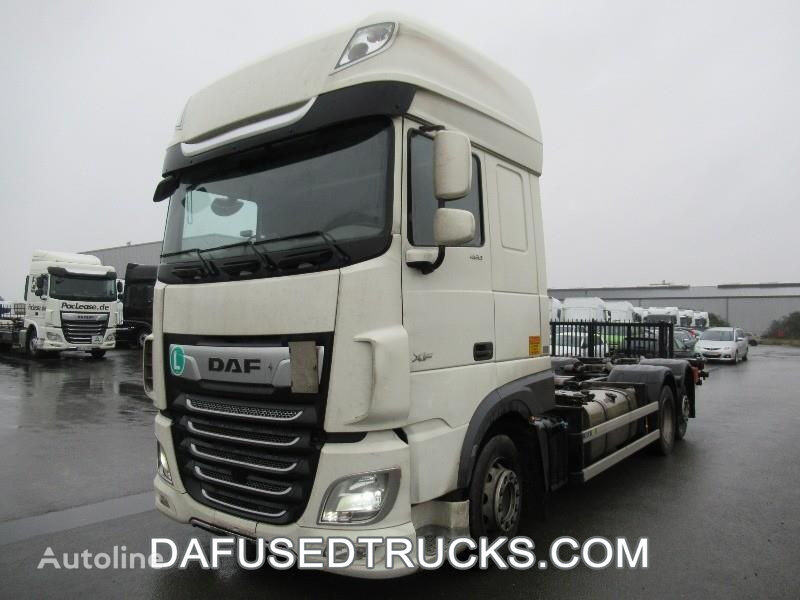 集装箱底盘车 DAF FAR XF480