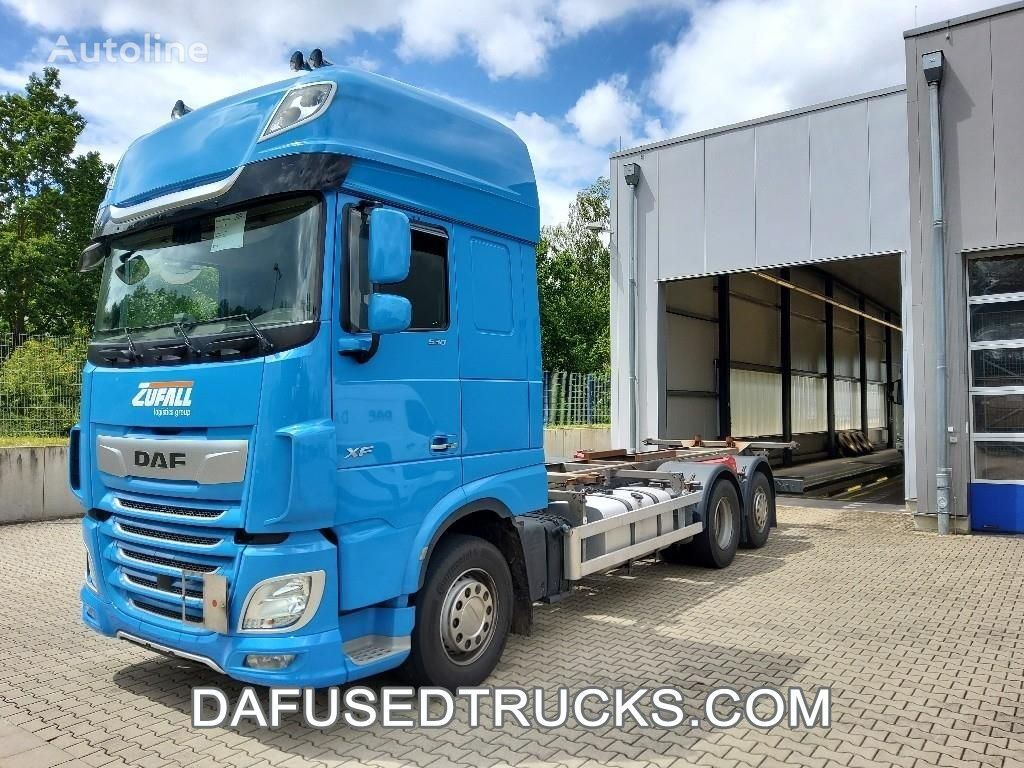 DAF FAR XF530 vozilo za prijevoz kontejnera