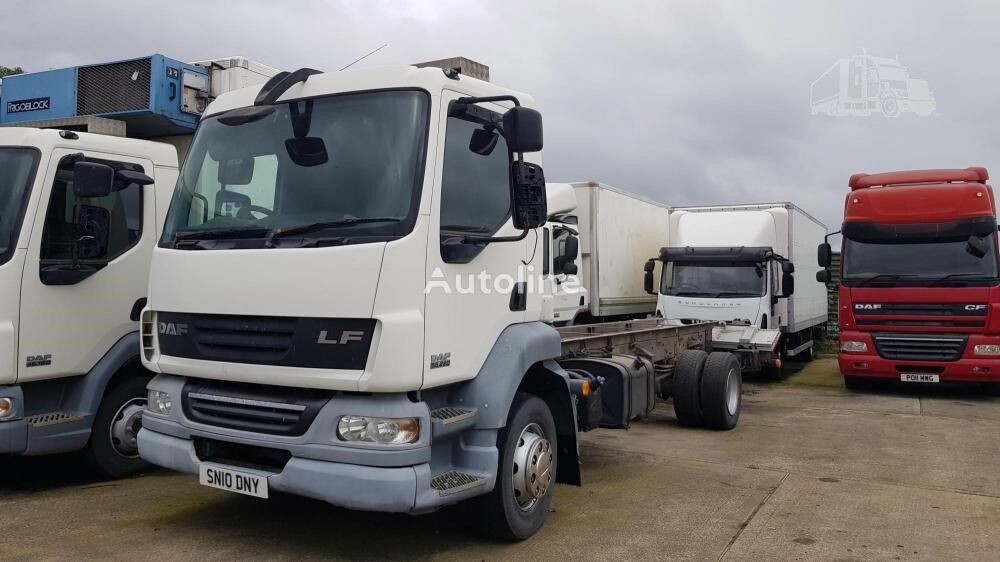 DAF LF55.220 vozilo za prijevoz kontejnera