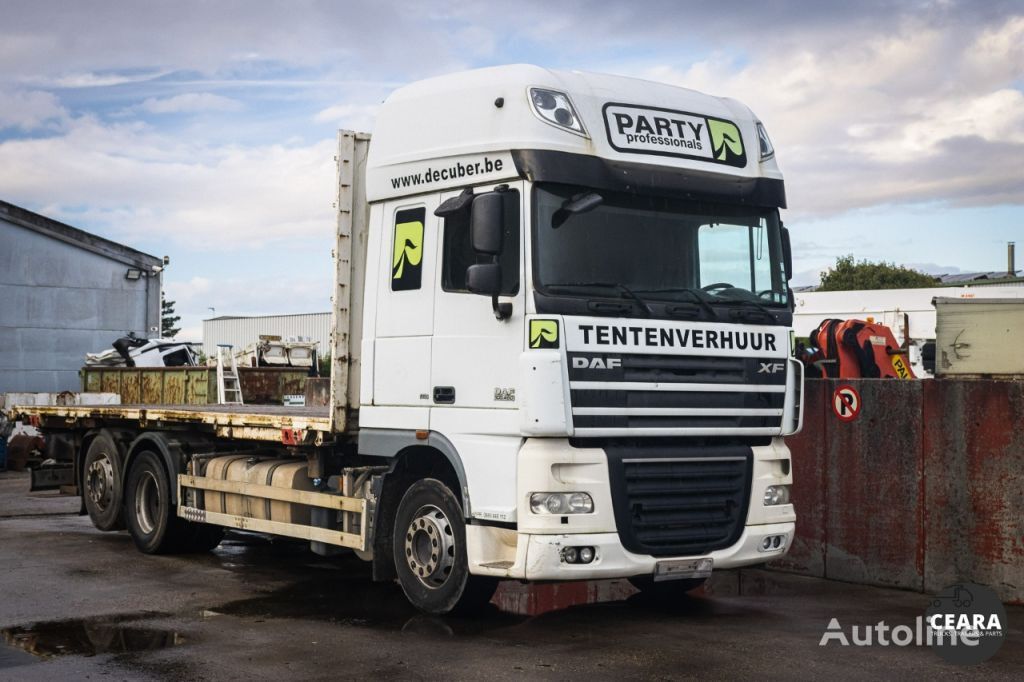 DAF XF 105.460 BDF system full air suspension camión de contenedores