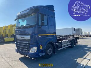 camion porte-conteneur DAF XF 480