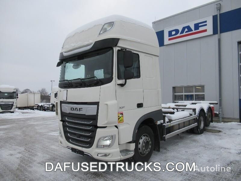 DAF XF 480 FAR vozilo za prevoz kontejnera