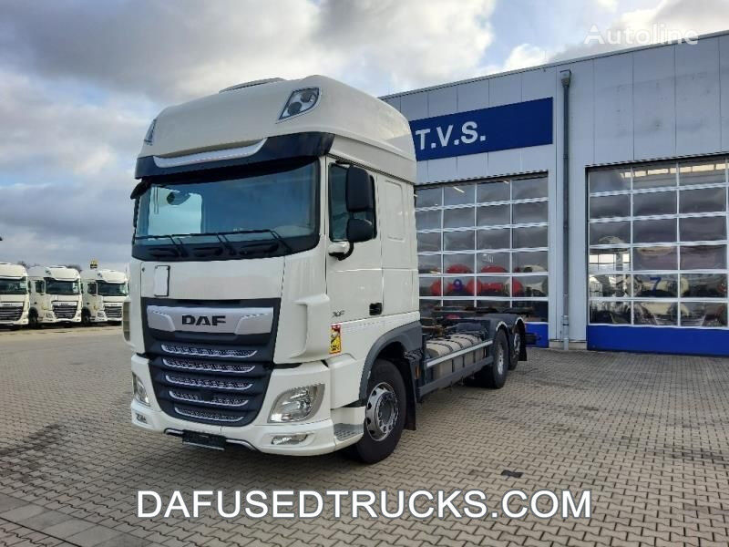 контейнеровоз DAF XF 480 FAR