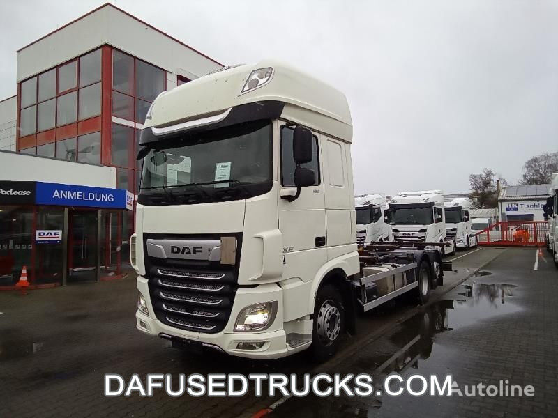 DAF XF 530 FAR container chassis