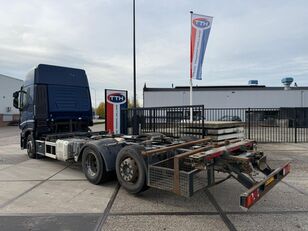 بيع شاحنة نقل الحاويات IVECO AS260S46Y/FP-CM Retarder 441.500 km German BDF 6x2 - صورة 4 | Autoline شاحنة نقل الحاويات IVECO AS260S46Y/FP-CM Retarder 441.500 km German BDF 6x2 | صورة 4 - Autoline