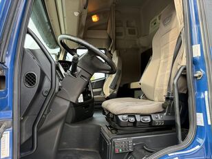 بيع شاحنة نقل الحاويات IVECO AS260S46Y/FP-CM Retarder 441.500 km German BDF 6x2 - صورة 16 | Autoline شاحنة نقل الحاويات IVECO AS260S46Y/FP-CM Retarder 441.500 km German BDF 6x2 | صورة 16 - Autoline