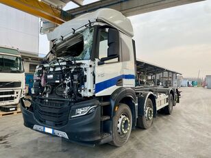 контейнеровоз IVECO STRALIS X-WAY 460  8X2 после аварии