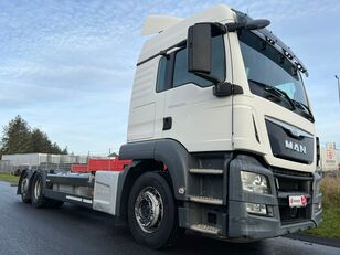 camion porte-conteneur MAN TGS 26-440