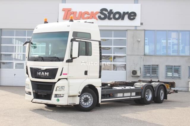 MAN TGX 26.440 LENKACHSE 6x2 konteinervedējs