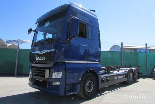 camion pentru transport containere MAN TGX 26.500 LL