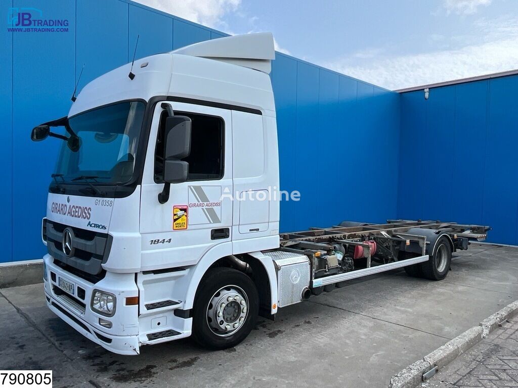 Mercedes-Benz Actros 1844 EURO 5, Retarder container chassis