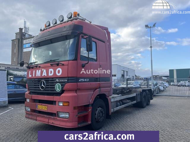 konteiner vedu veoauto Mercedes-Benz Actros 2543 l 6x2 (3-EPS)